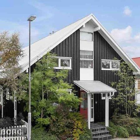 Great 8 Person House Reykjavik Free Use Of Car! Villa Exteriör bild
